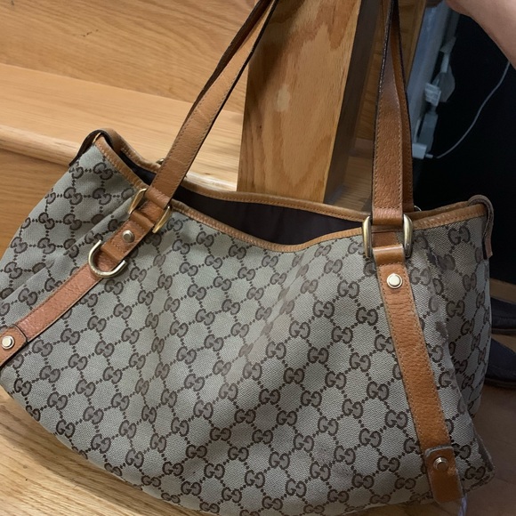 Gucci monogram shoulder bag - Picture 2 of 8